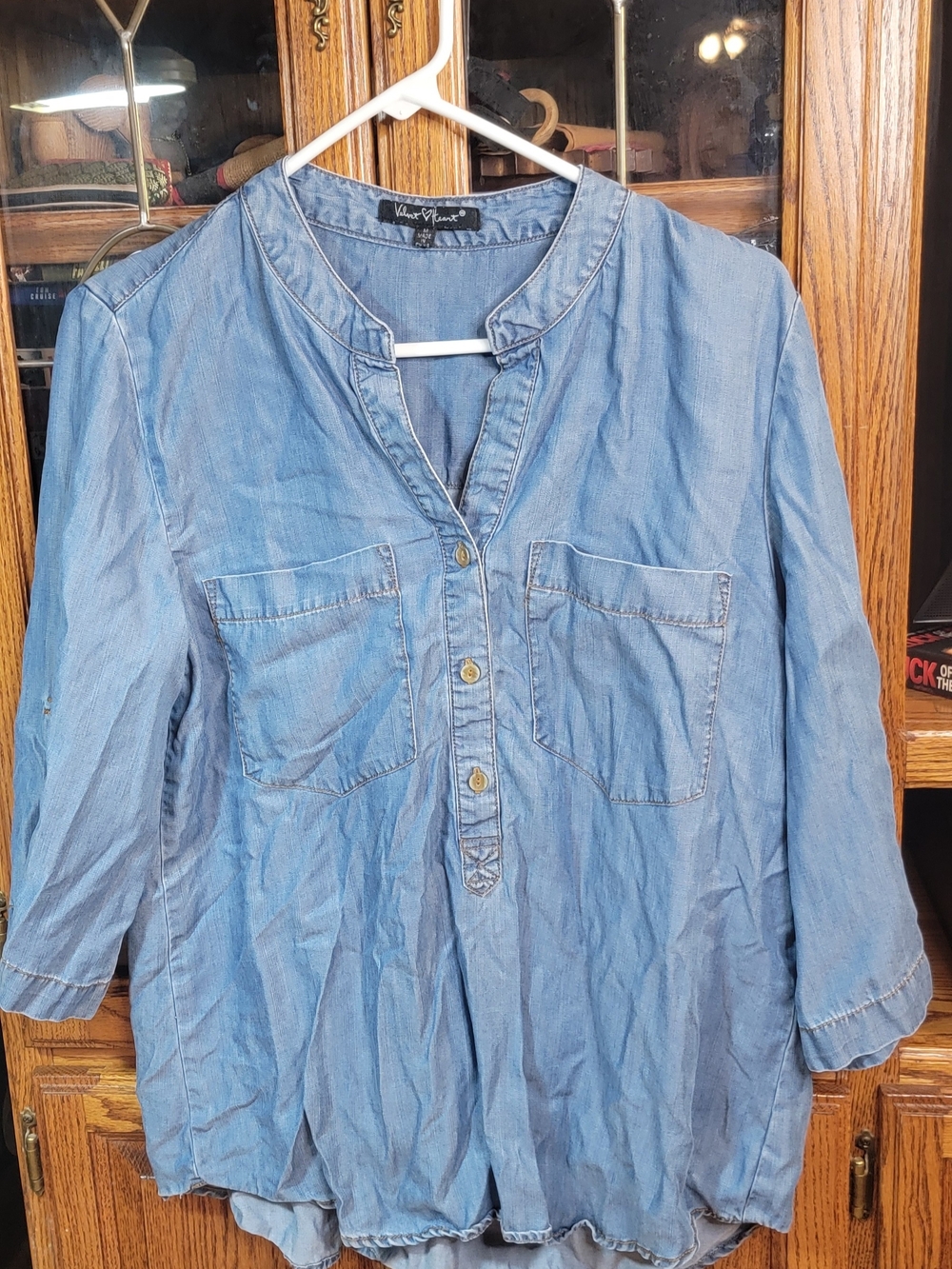 Velvet Heart Light Blue Chambray Button-Front Blouse Size Medium